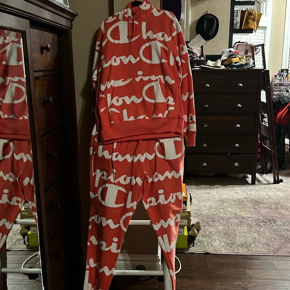 Champion sweat suit
